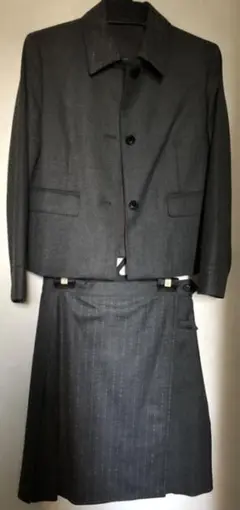 コムサ デ モード　フォーマルスーツ　女の子　130