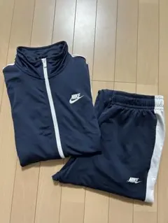 札幌大学　NIKE ジャージ 上下セット 札幌大学 NIKE ジャージ 上下セット 今月中に処分 - メルカリ