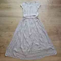 ☆NATURAL BEAUTY☆割繊サテンギャザーワンピース☆美品☆