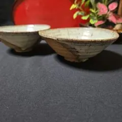 唐津焼　斑唐津　変形　たわみ　平碗　2個 唐津焼 斑唐津 変形 たわみ 平碗 2個 - メルカリ