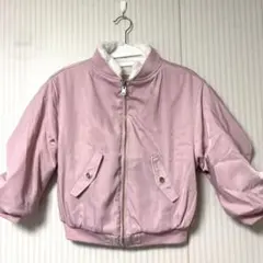 ピンクとホワイトのリバーシブル　MA-1