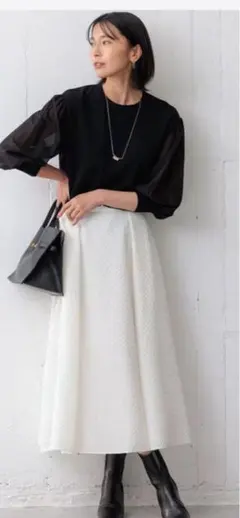 TorrazzoDonna トラッツォドンナ 襟付きノースリーブニットホワイト系 
