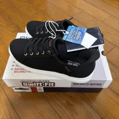 SKECHERS Swift Fit スニーカー　ブラック　6.5