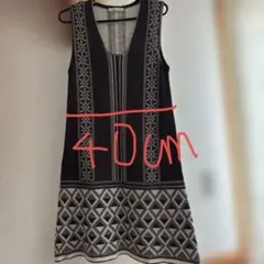 ノースリーブチュニック 幾何学模様 茶色