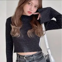 GRL ラメニット フレアスリーブ ショート丈 薄手　スタイルアップ　カジュアル