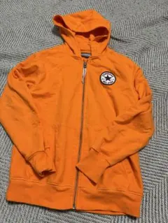 SALE中！CONVERSE パーカー オレンジ 128-140cm