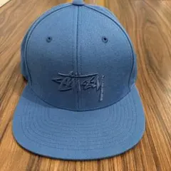 Stussy ブルーキャップ スナップバック