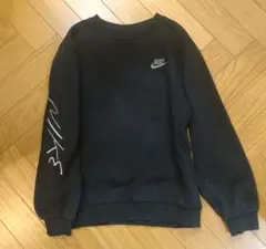 Nike ブラック トレーナー　裏起毛　140 М　刺繍