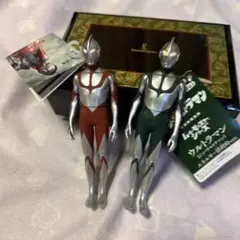 ウルトラマン フィギュアセット 赤 緑新品　2体　セット　定型外配送です
