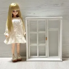 ドールハウス/ミニチュア/出窓/ミニチュア家具/リカちゃん人形/barbie