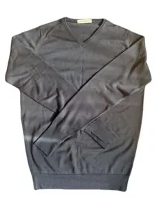 【美品】ジョンスメドレー　Vネックニット　黒　Sサイズ