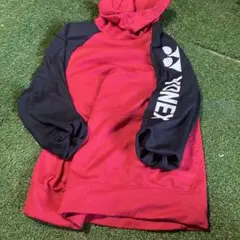 YONEX フード付きウェア 赤/黒　パーカー