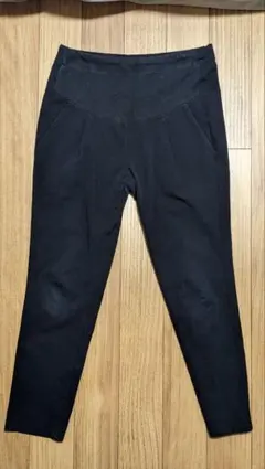 マタニティパンツ　黒　Mサイズ