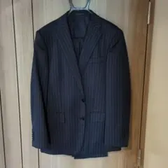 ネイビー ストライプ ビジネススーツ hilton