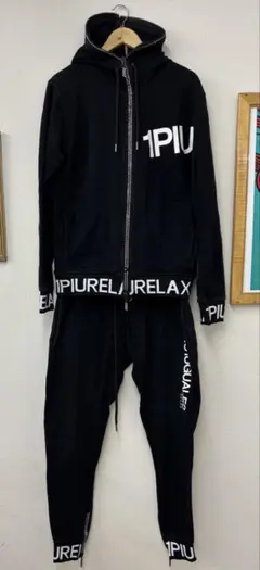 1PIU1UGUALE3 RELAX スウェット セットアップ XLのサムネイル
