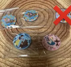 ディズニー　刺繍　刺繍缶バッジ　缶バッジ　ダンボ　白雪姫　アリス