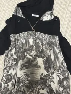 レア VERSACE COLLECTION バロッコパーカー