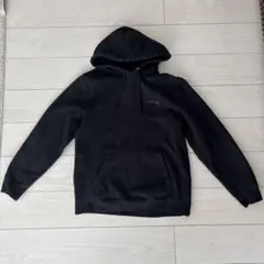 STÜSSY パーカー(黒)