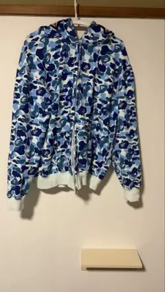 A BATHING APE シャークパーカー ブルーカモ XLのサムネイル