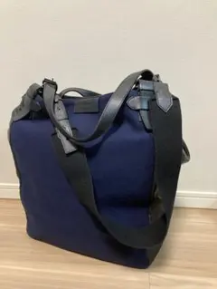 美品ジバンシィGIVENCHYレザートートバッグシャツスウェットスニーカーパンツのサムネイル