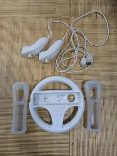 Wii ハンドル　リモコンカバー　ヌンチャク（非正規）セット