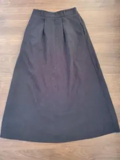 黒 フレアスカート