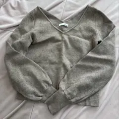 RESEXXY ベージュ Vネック 長袖 クロップドニット