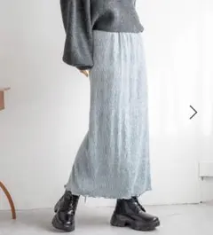 ローリーズファーム　シャイニーベロアタイトスカート　ブルー