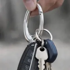 スタイリッシュキーホルダー　シルバー　オーバル型　カラビナ　ストリート　アメカジ