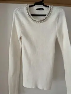 ホワイトニット M パール装飾付き