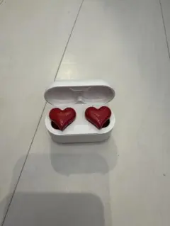 HeartBuds (ハートバッズ) ワイヤレスイヤホン レッド 【美品】
