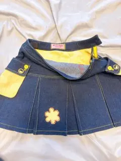 【美品】べティーズブルー デニムミニスカート Sサイズのサムネイル
