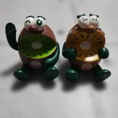 ゼスプリ　キウイ　フィギュア　２個セット