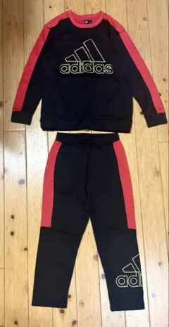 adidas 裏起毛 トレーナー パンツ セットアップ 150cm