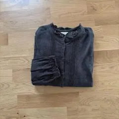 Samansa Mos2 ダークグレー フリル付きボタンシャツ