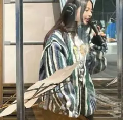 ZARA 斎藤飛鳥さん着用 ストライプフェイクボア カーディガン 乃木坂46 Sのサムネイル