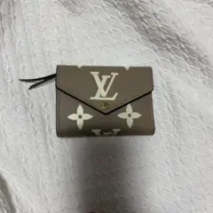 三つ折財布