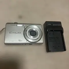 CASIO EXILIM コンパクトデジタルカメラ 本体のサムネイル