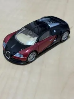 トミカプレミアム　ブガッティ　ヴェイロン　16.4 ミニカー