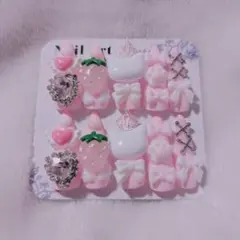 ❤︎現品❤︎ゴテゴテいちごねこ量産型地雷系平成女児ピンクネイルチップ