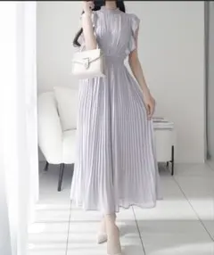 【mily bilet】プリーツ加工シアーフリルワンピース ノースリーブ