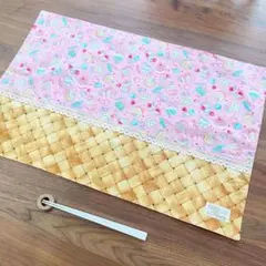 Item thumbnail for item 06b48c19-f772-4ac2-9281-9e2940841d09