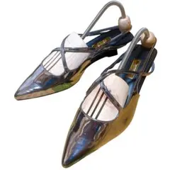 【美品】 LETARON GRISE ポインテッドクロスストラップスリングバックのサムネイル