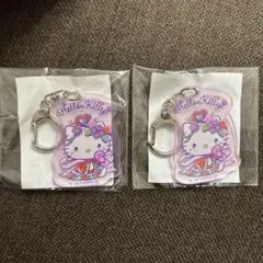 ハローキティ　アクリルキーホルダー　飛鳥 藤原　クイズラリー　非売品　2 点