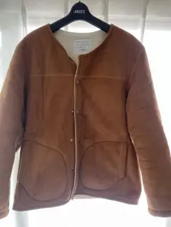 ノーカラームートンジャケット　ダッフルジャケット