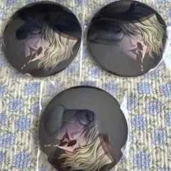 鬼畜眼鏡 10cm缶バッジ 3点セット - メルカリ