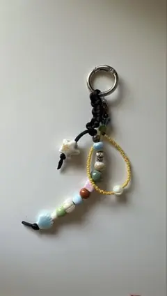 ハンドメイド カラフルビーズキーチェーン
