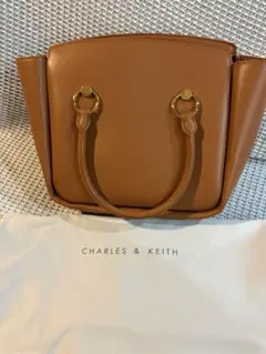 CHARLES & KEITH ブラウン ショルダーバッグ