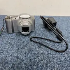OLYMPUS デジタルカメラ XZ-1（SDカード、予備バッテリー付き） - メルカリ