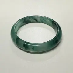 椭円型飘花翡翠バングル - メルカリ
